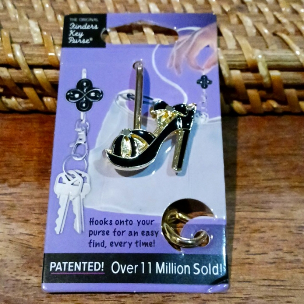 GOLD & BLACK SHOE Alexx Finders Key Purse Keychain/Hook for bag, purse Last One